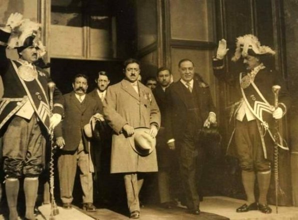 1900 Emir Amanulla-Khan in Italy