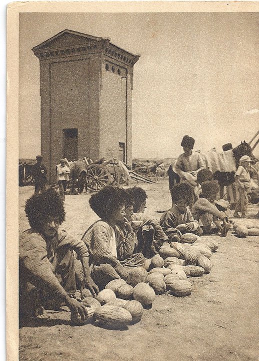 1910 Предпл Туркменистан Торговля Дынями у Железной Дороги