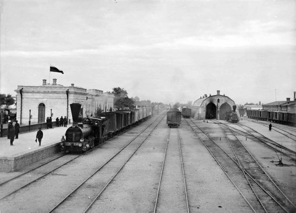 1910 Самарканд Поезд на Станции