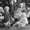 1910 Die Sarre-Kinder in orientalischen Kostümen Friedrich-Carl, Hans, Marie-Luise, Irene (von links nach rechts) in Sarres Villa