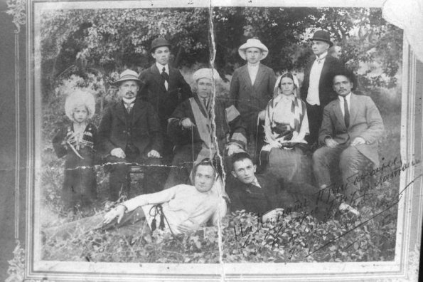 1915 Первая татарская профессиональная труппа Сайяр на гастролях в Бухаре