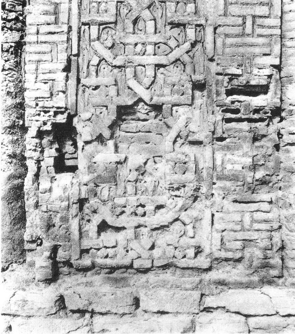1915 Узген  Средний мавзолей (дата постройки 12 в.) – основатель династии Наср-ибн-Али 1