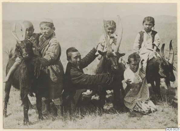 1916 Семипалатинск  Автор Rydberg, Nils Erik - Children