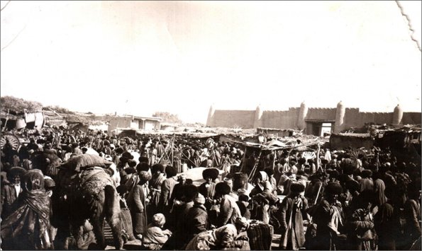 1914 Базар. Фото Веры Никитиной с сайта «Пермская трибуна»