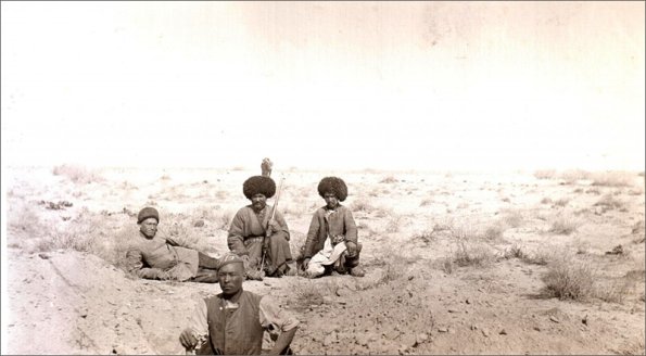 1914 Спутники Никитиных. Фото Веры Никитиной с сайта «Пермская трибуна»